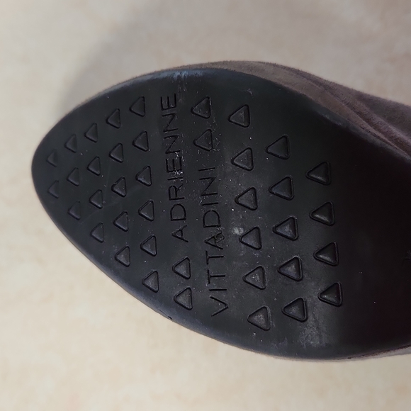 Adrienne Vittadini Gray "PENI" Leather/Suede Platform Heels Size 7 - Picture 12 of 12